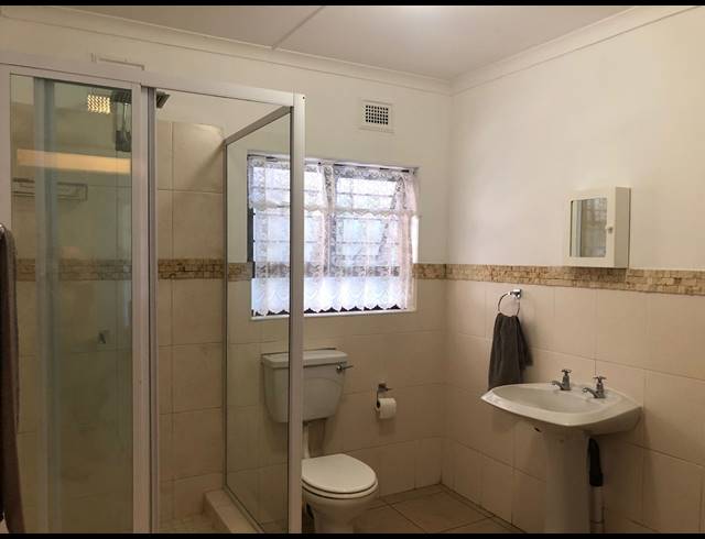 5 BEDROOM HOUSE RENTED IN WINKLESPRUIT